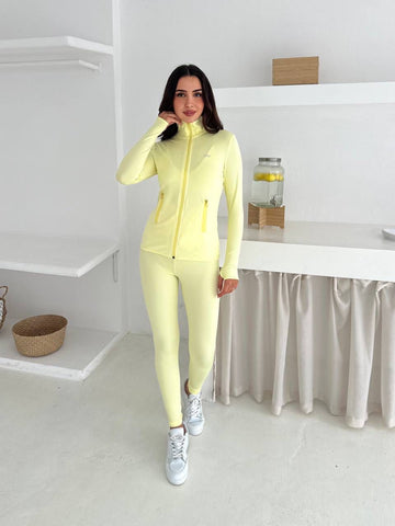 Trening Alo – Slim Fit – Galben Pastel