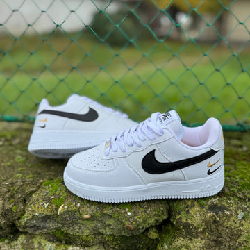 AF1 Low Alb/Negru S.Auriu