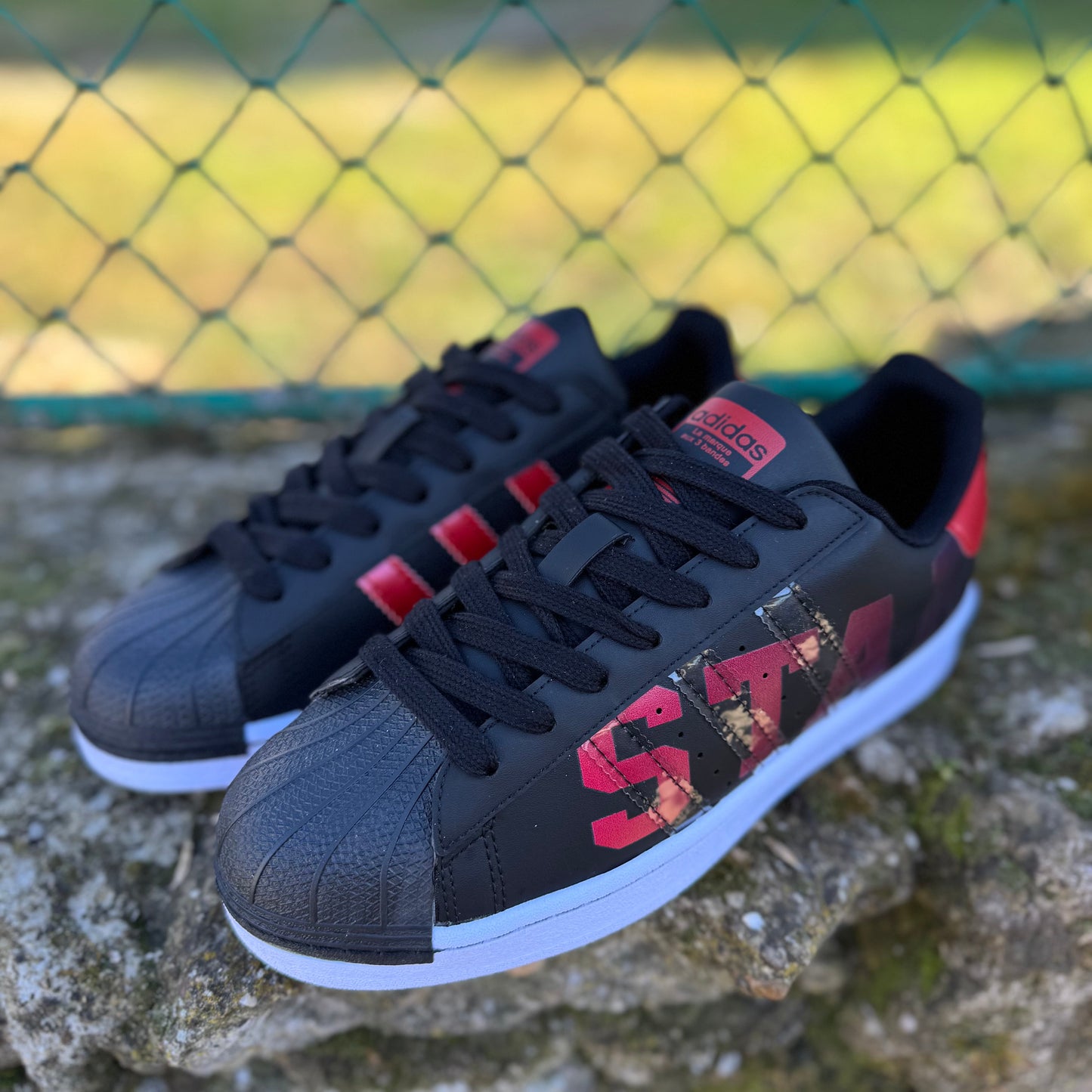 SUPERSTAR Negru-Rosu