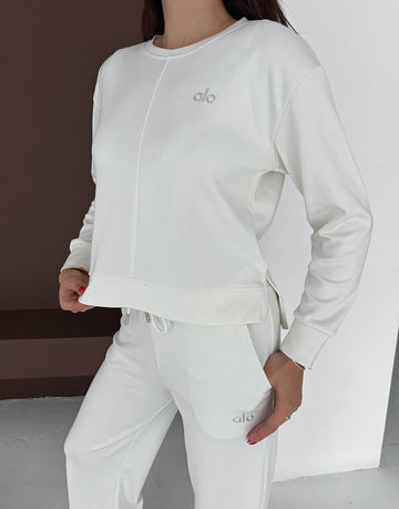 Trening Alo – Relaxed Fit – Alb Ivory